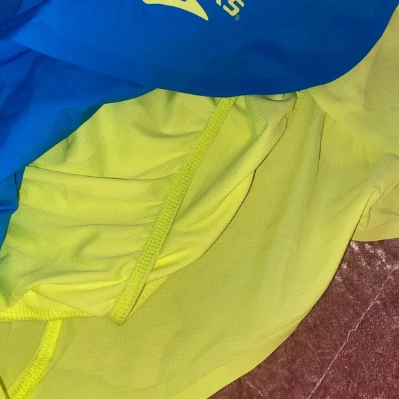 Brooks Women's Blue and Yellow Running Shorts - Picture 4 of 7